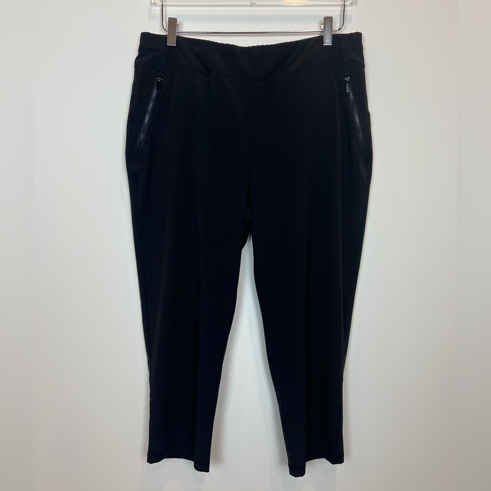 Chico's Zenergy Black Cropped Athletic Pants, Sz 1.5 (10)